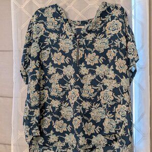 Maurices Plus Size Geneva Paisley Zipper Neck Blouse (Pre-Owned)